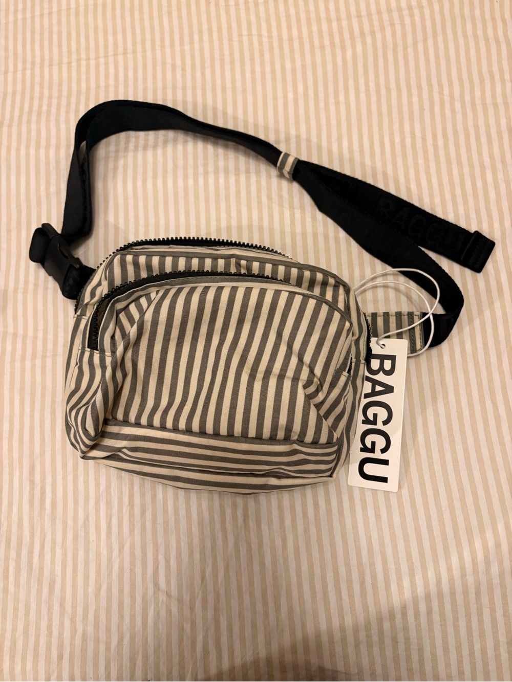 BAGGU Striped Canvas Belt Bag in Beige and Black